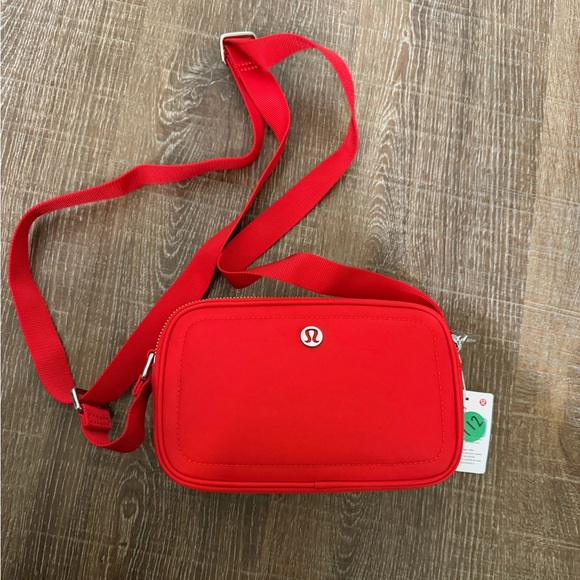lululemon athletica Handbags - Lululemon crossbody